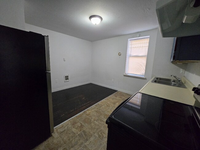 Foto del edificio - 269 NW Chehalis Ave