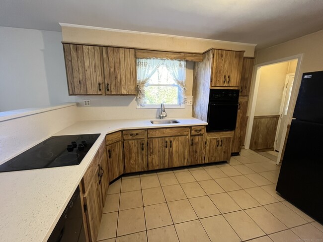 Building Photo - 49 Woolsley Ave