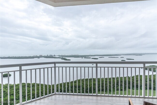 Foto del edificio - 4951 Bonita Bay Blvd