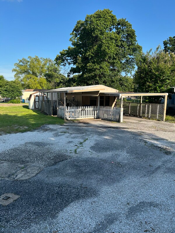 Primary Photo - 3305 S Indiana Ave