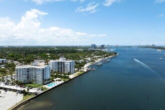 Building Photo - 2600 N Flagler Dr