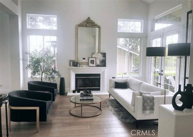 Building Photo - 422 S Estate Dr