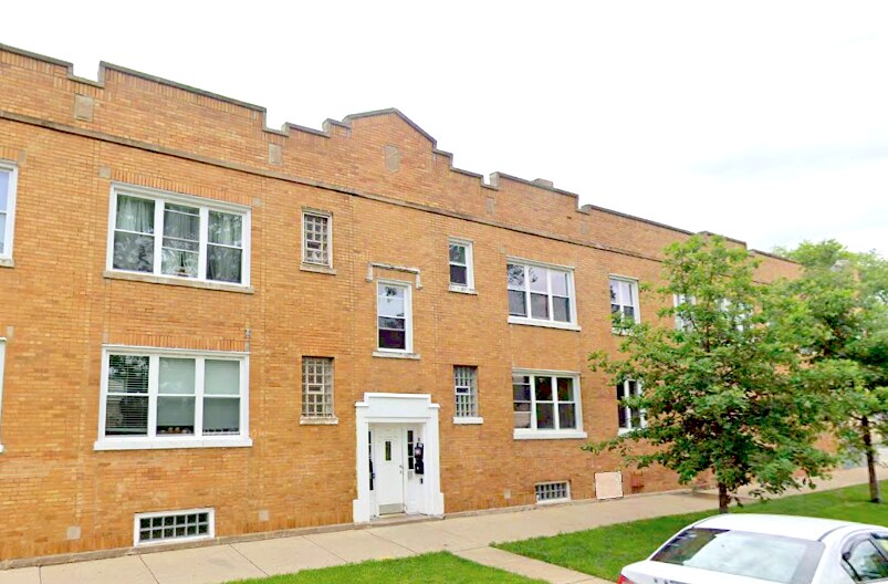 Building Photo - 2807 N Springfield Ave