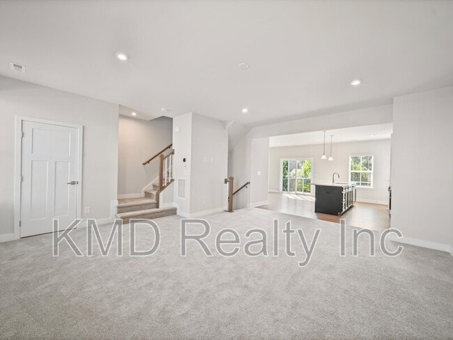 Foto del edificio - 9922 Oaklawn Blvd NW