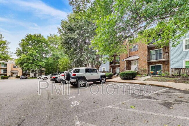 Photo - 18310 Streamside Dr Apartment