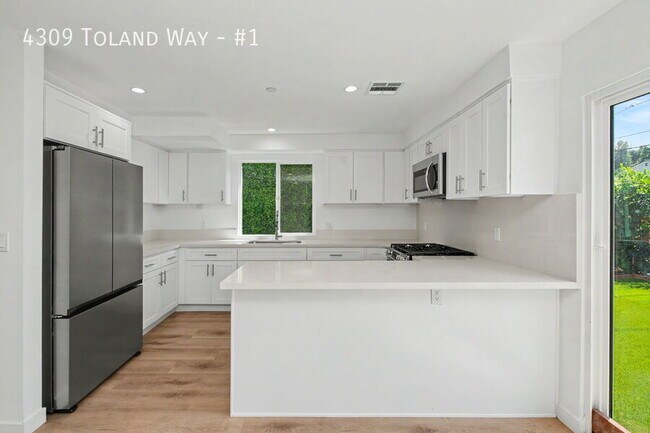 Foto del edificio - 4309 Toland Way