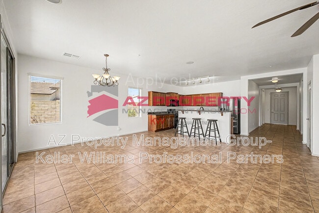 Building Photo - 12653 W Duane Ln