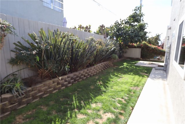 Building Photo - 237 Avenida Granada
