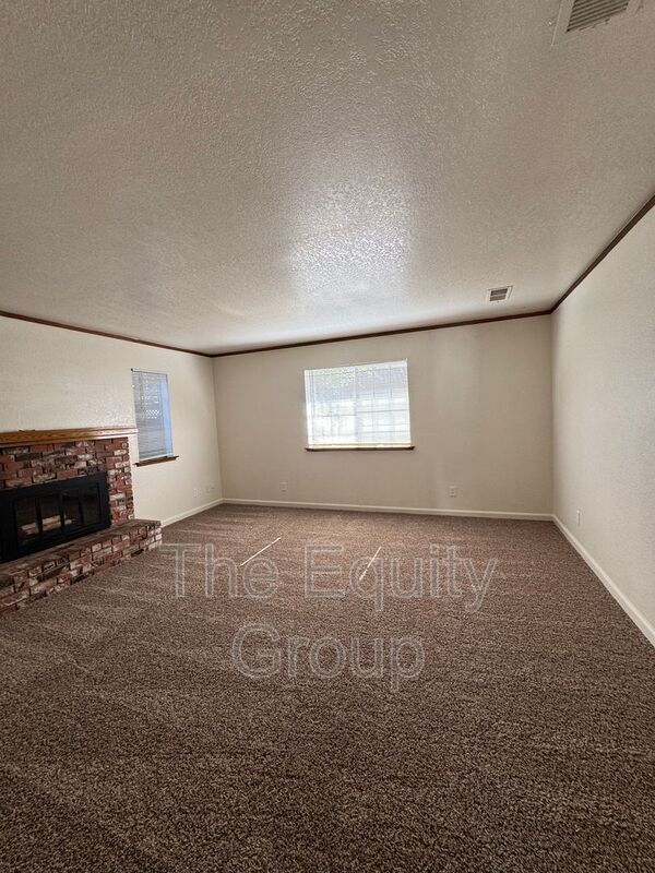 Foto principal - 736 S Linwood St