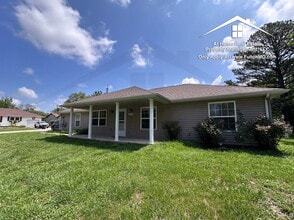 Building Photo - 1002 Cote Sans Dessein Rd