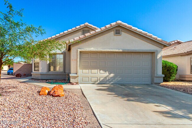 Foto del edificio - 21831 N 32nd Ave