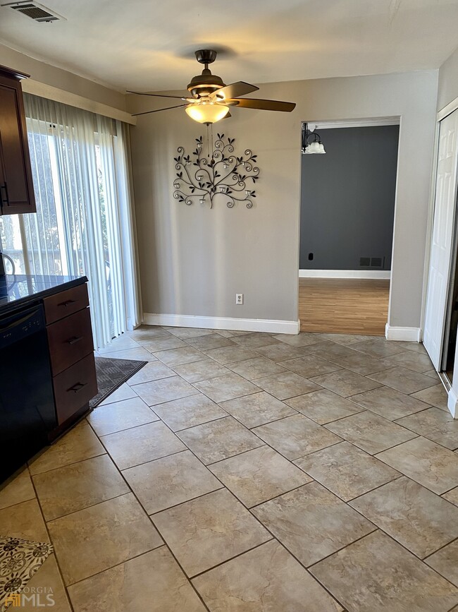 Building Photo - 3150 Berkshire Manor Dr