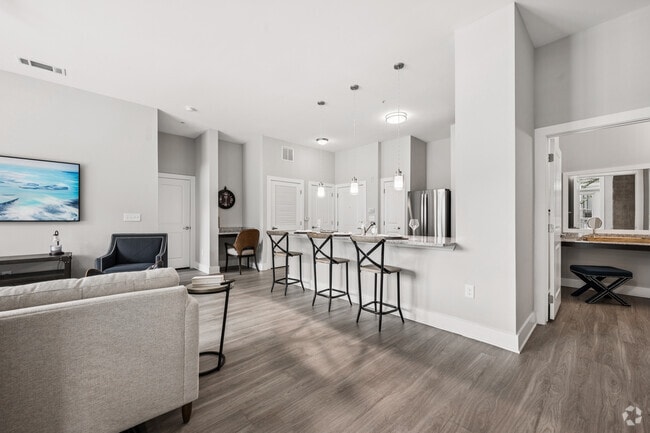 B4 2BR, 2BA - 1,278SF - Dining Room - 1824 Defoor Apartments