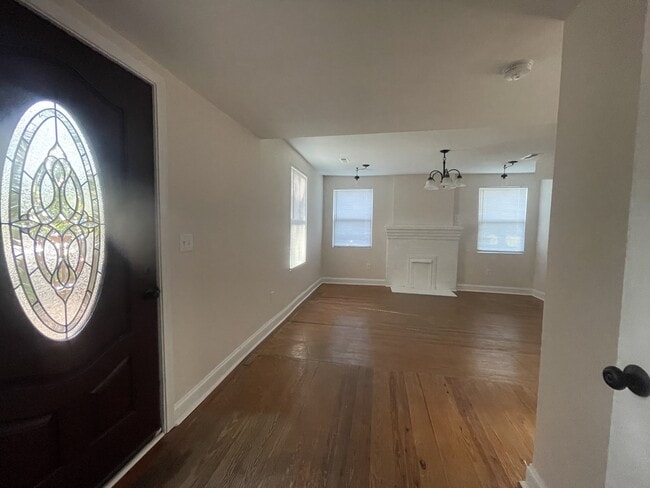 Building Photo - 101 Honeycutt Dr