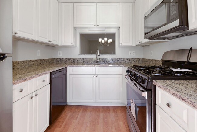 Foto del edificio - 13388 Spofford Rd
