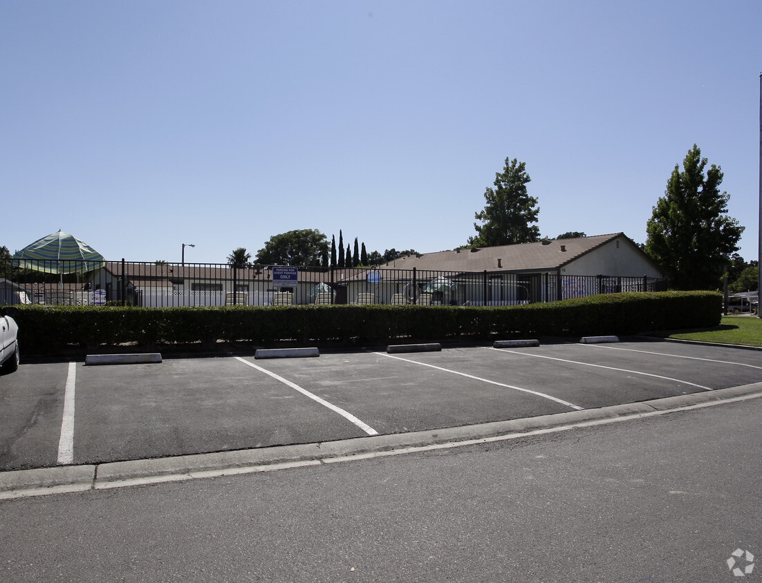 Primary Photo - Westwind Estates