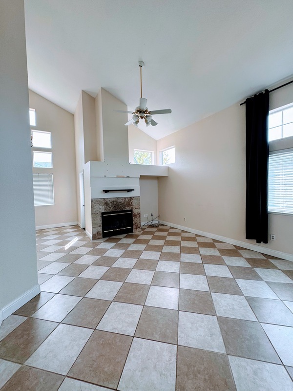 Foto del edificio - 3475 Wildwind Ct