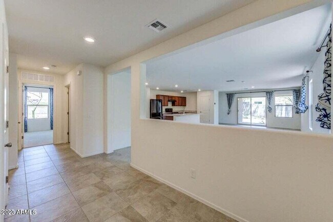 Building Photo - 12556 Glenn Dr