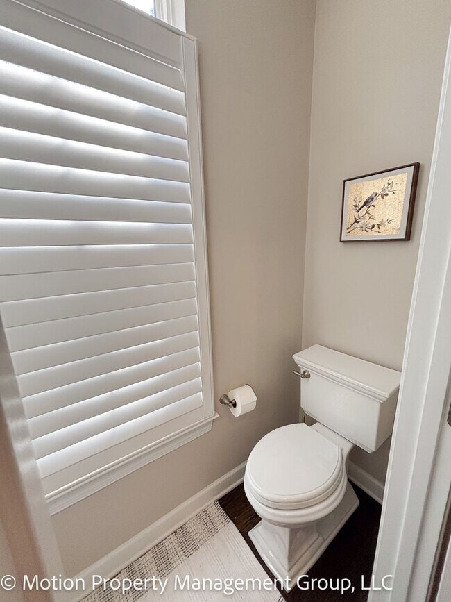 Building Photo - 1540 S Church St