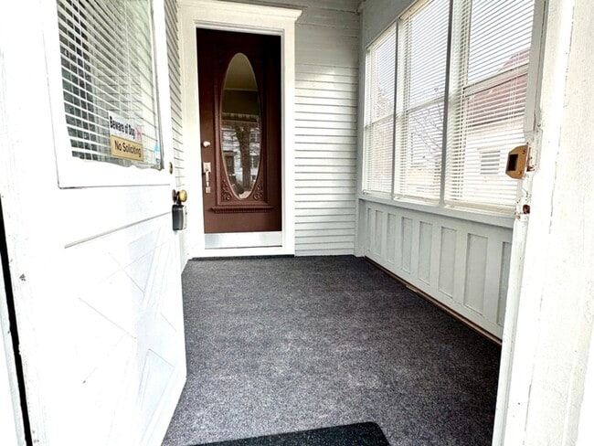 Foto del edificio - 408 S Gardiner Ave