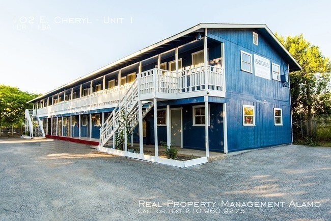 Building Photo - 102 E Cheryl Dr