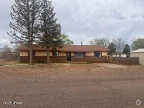 Building Photo - 1451 Hillside Dr