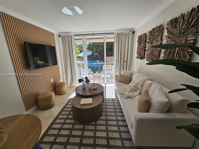 Photo - 2951 S Bayshore Dr cu-212 Apartment