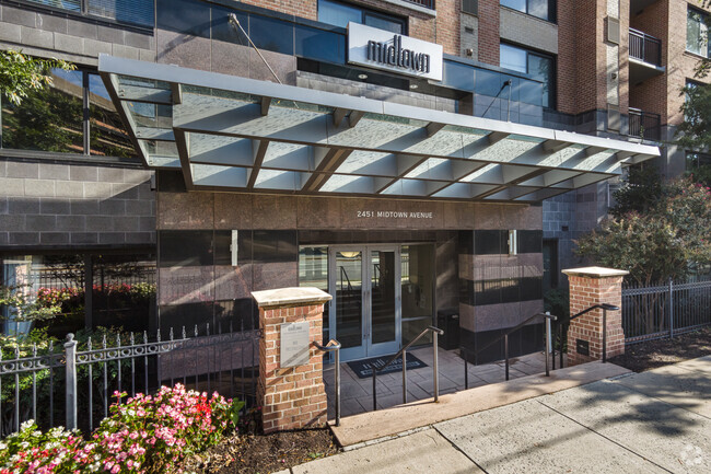 Building Photo - Midtown Alexandria Station Condominiums