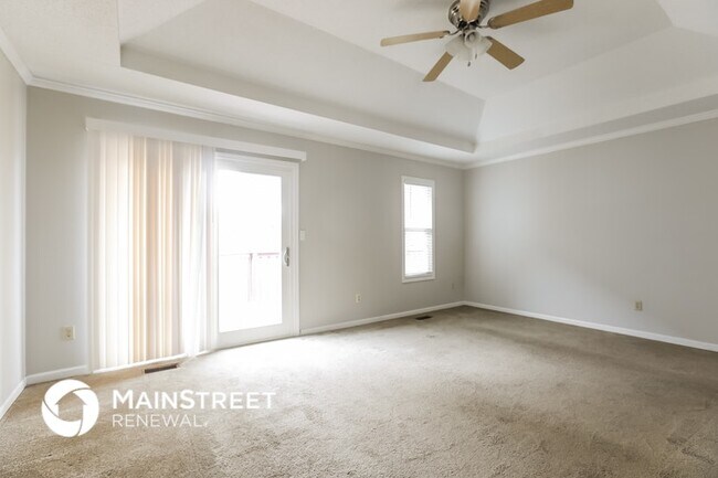 Building Photo - 1523 NE Westwind Dr