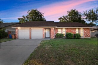 Building Photo - 10703 Parkfield Dr