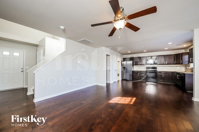 Building Photo - 5721 Midstream Cir