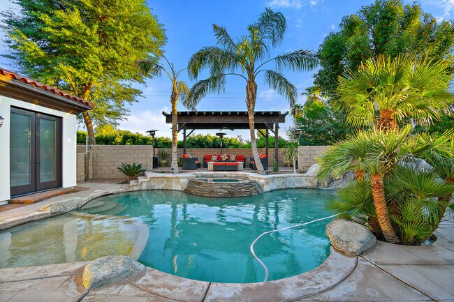 Foto del edificio - 40595 Carter Ln