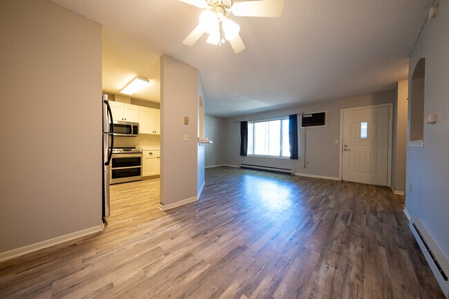Foto del edificio - 740 W Village Rd