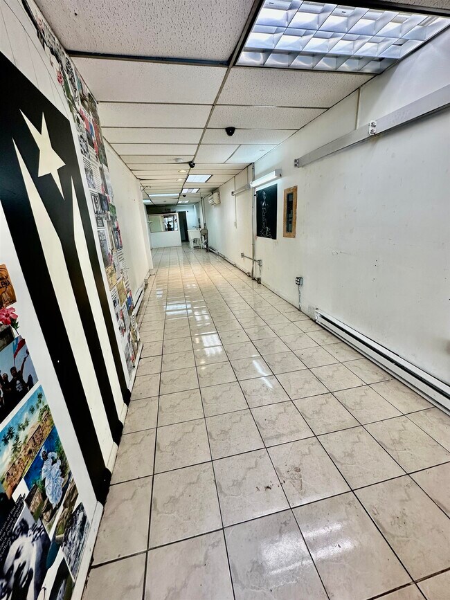 Foto del edificio - 413 Central Ave