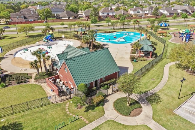 Building Photo - 16783 Mammoth Springs Dr