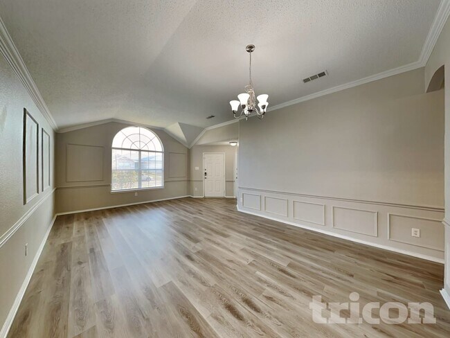 Foto del edificio - 304 Dakota Dr