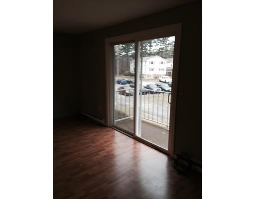 Foto del edificio - 4 Royal Dane Dr