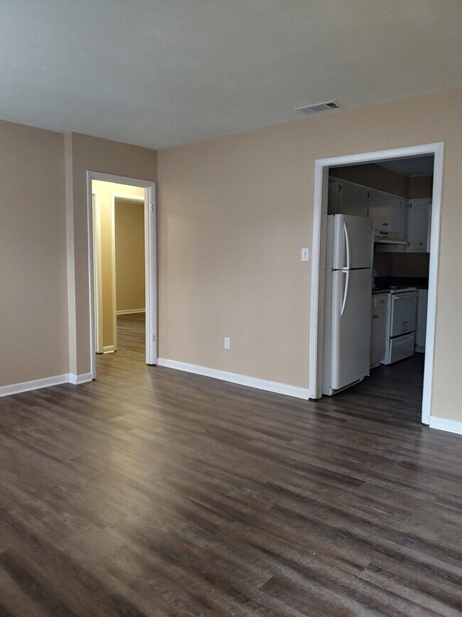 Foto del edificio - 1611 Palmyra Rd