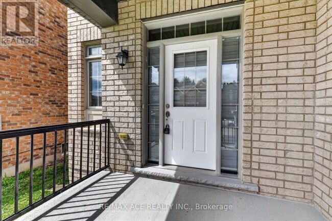 Building Photo - 10 Gusul Ave