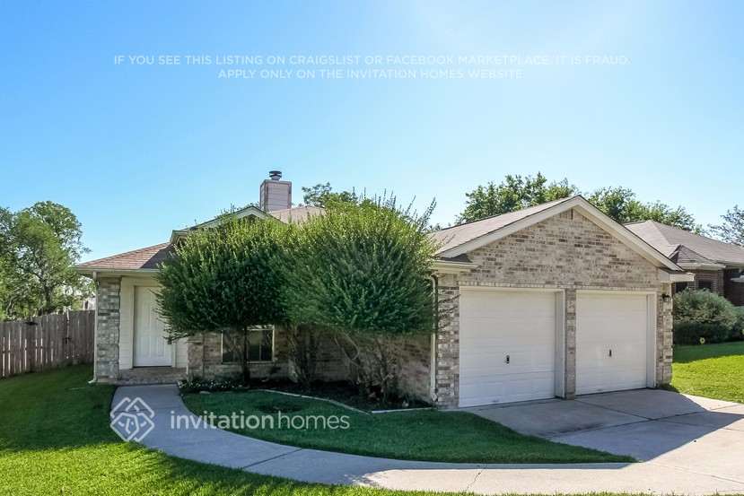 Building Photo - 10714 Estelle Cir