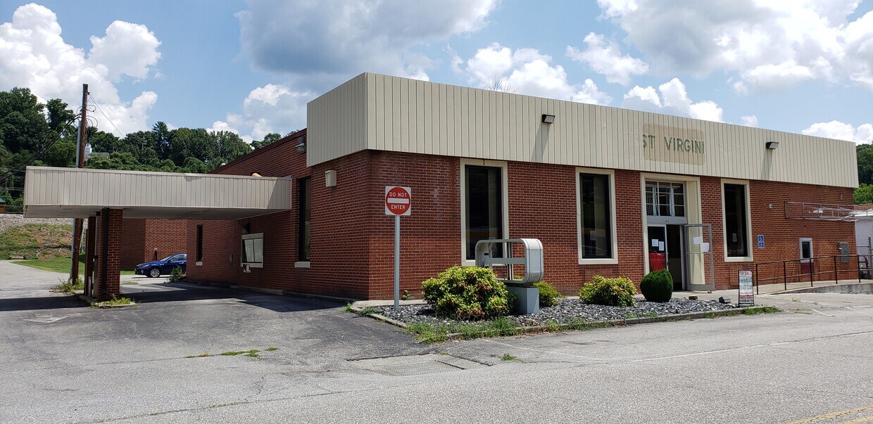 40 Main St, Boones Mill, VA 24065 House Rental in Boones Mill, VA