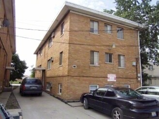 Primary Photo - 1306 Sibley Blvd