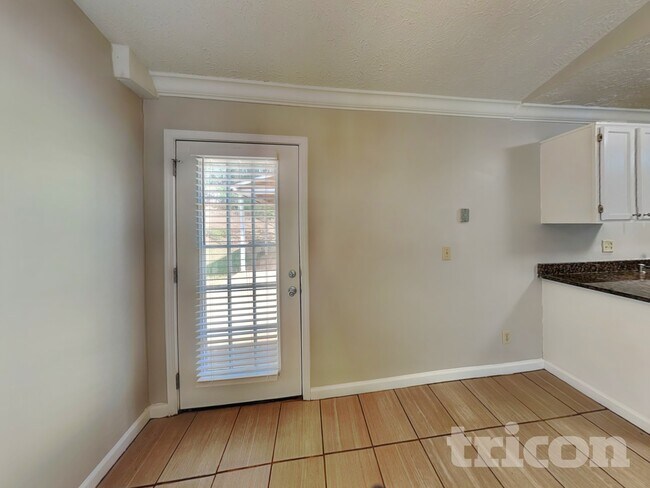 Foto del edificio - 3406 Owens Pass NW