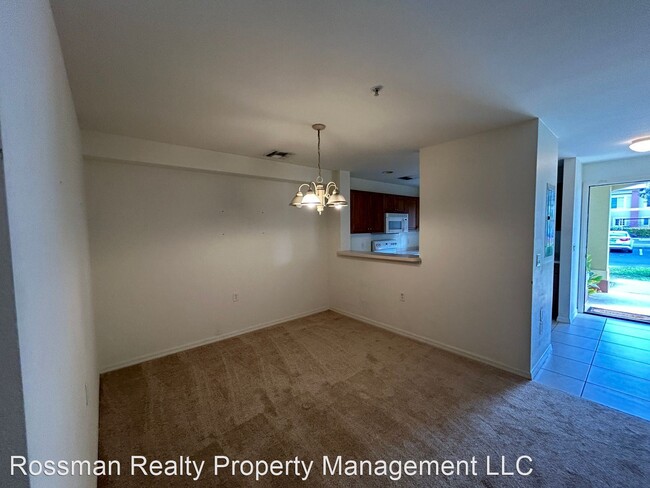 Building Photo - 2 br, 2.5 bath House - 9410 Ivy Brook Run ...