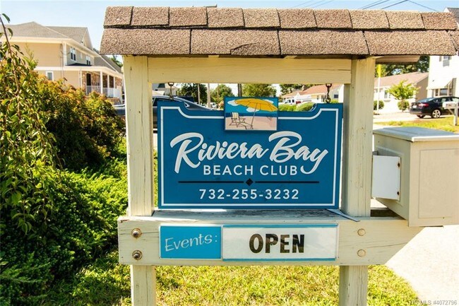 Foto del edificio - 171 Silver Bay Rd