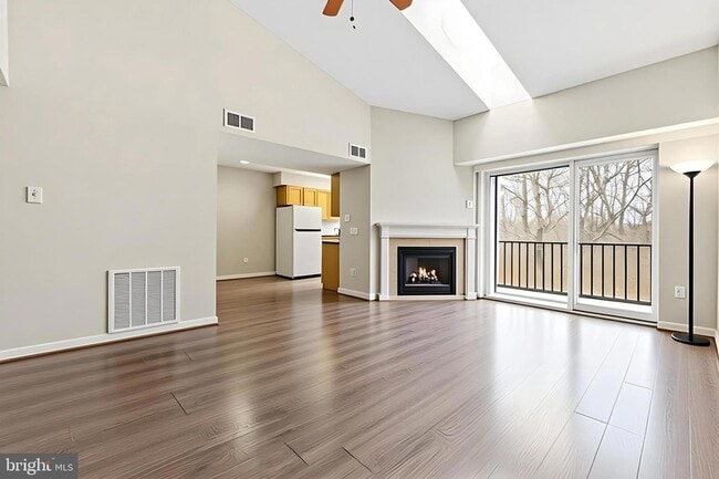 Photo - 12219 Stevenson Ct Apartment