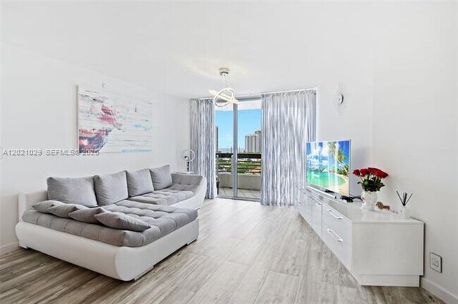 Foto del edificio - 19195 Mystic Pointe Dr