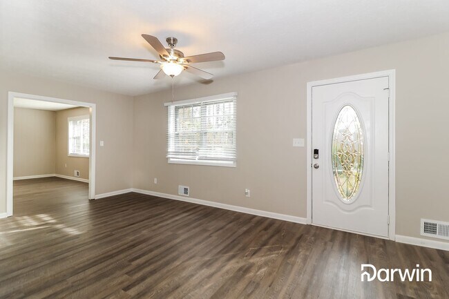 Foto del edificio - 687 Kelly Drive Northeast, Marietta, GA 30066