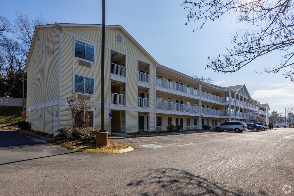 Foto del edificio - Greenview Apartments