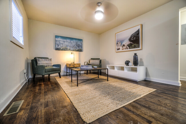 Living Room - 1095 Alta Ave NE